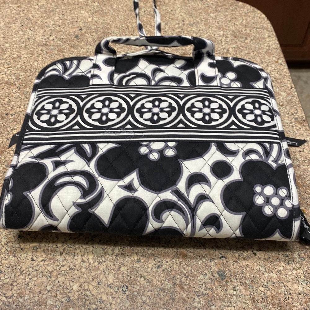 Vera Bradley travel bag